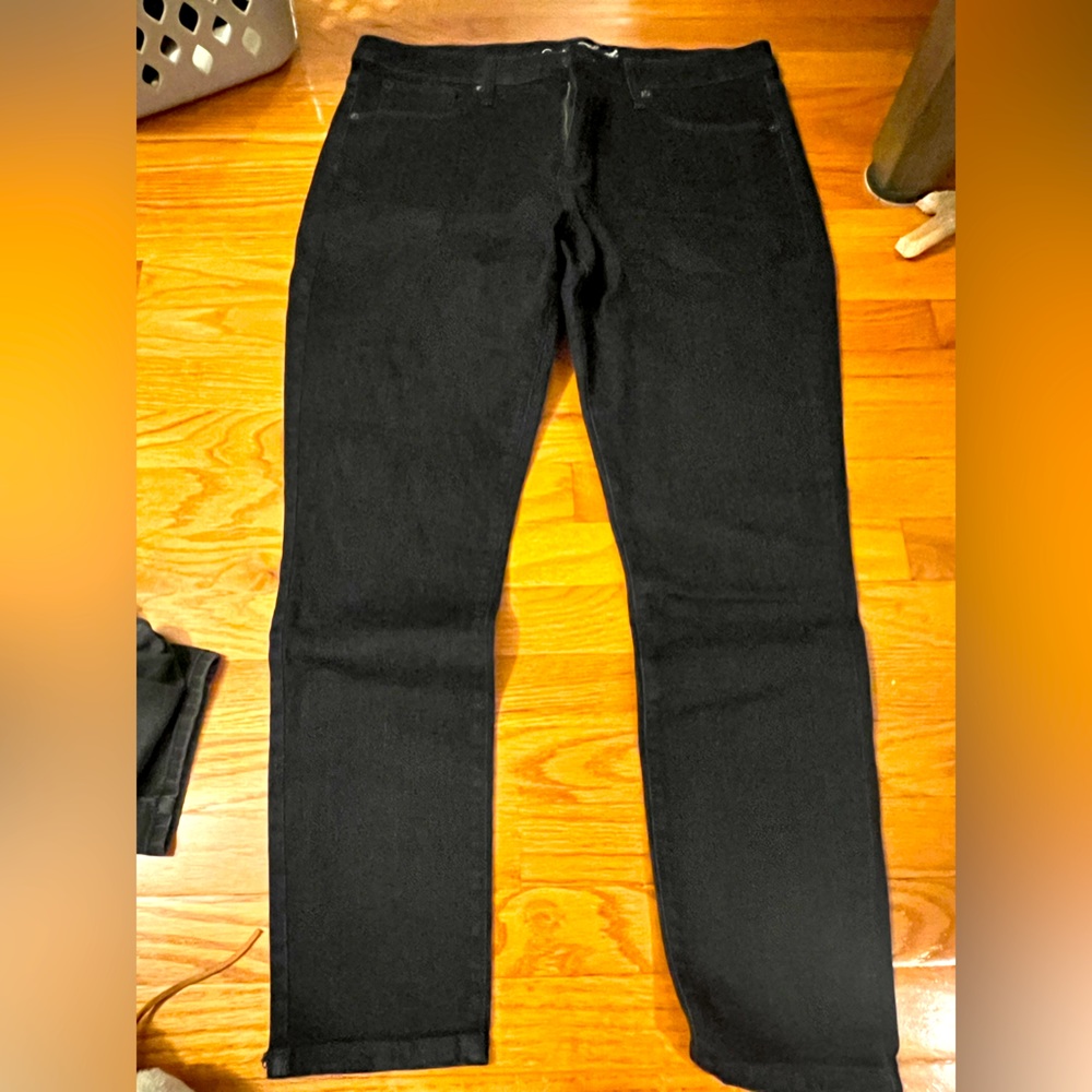 Universal thread size 16 high rise skinny